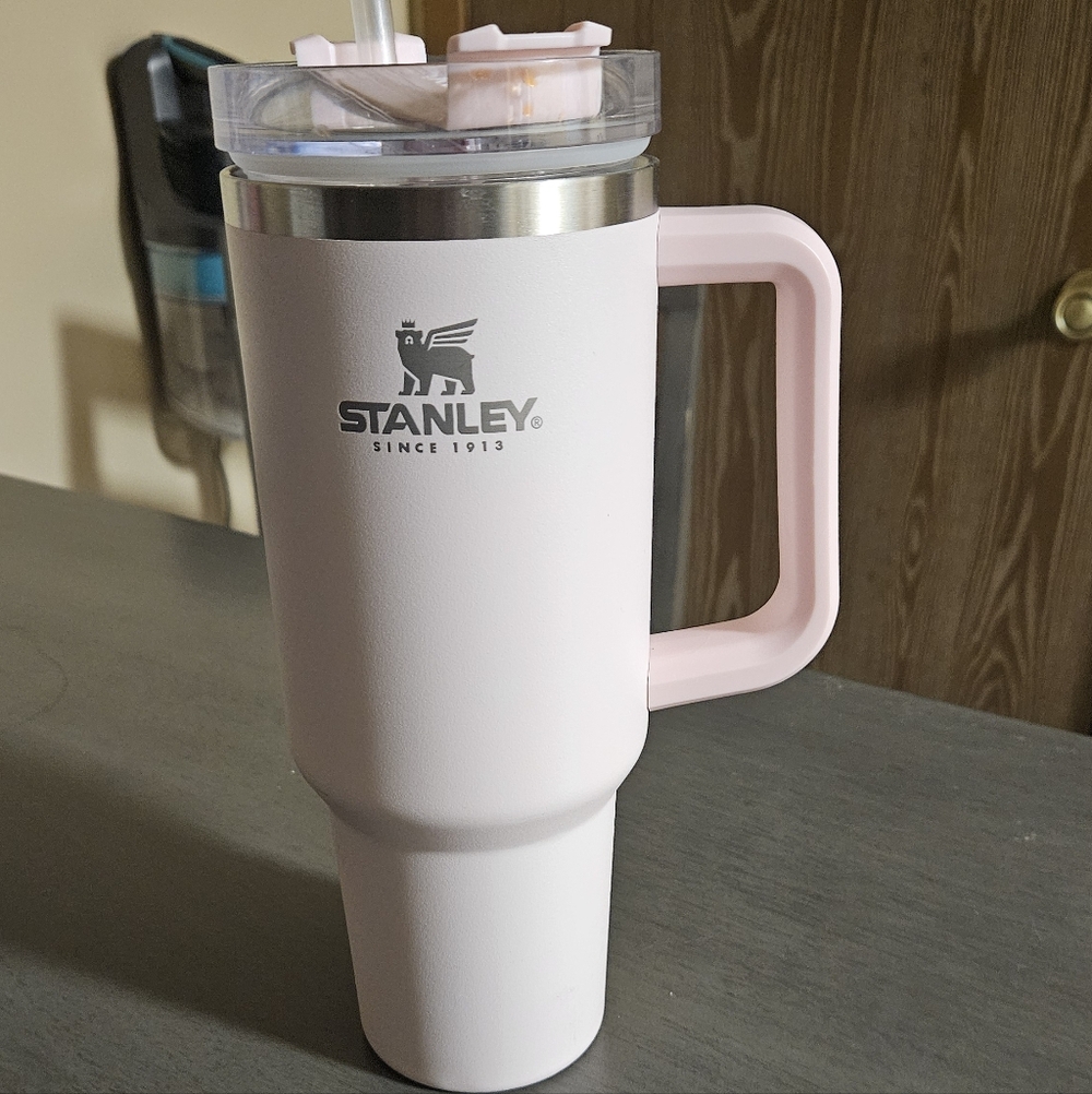Stanley Light Pink Travel Tumbler with Handle and Clear Lid